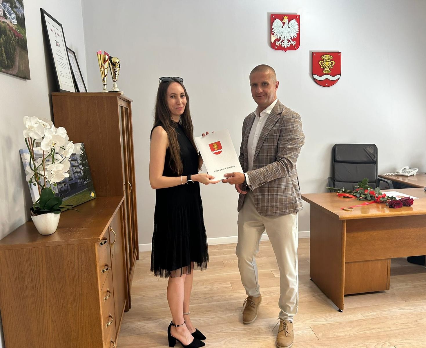 zdjęcie z wręczenia dyplomów